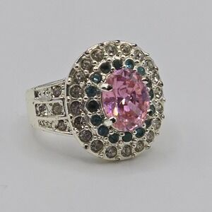 Circle Pink Blue‎ Clear Rhinestone Ring Size 7.75 Silver Tone Jewelry